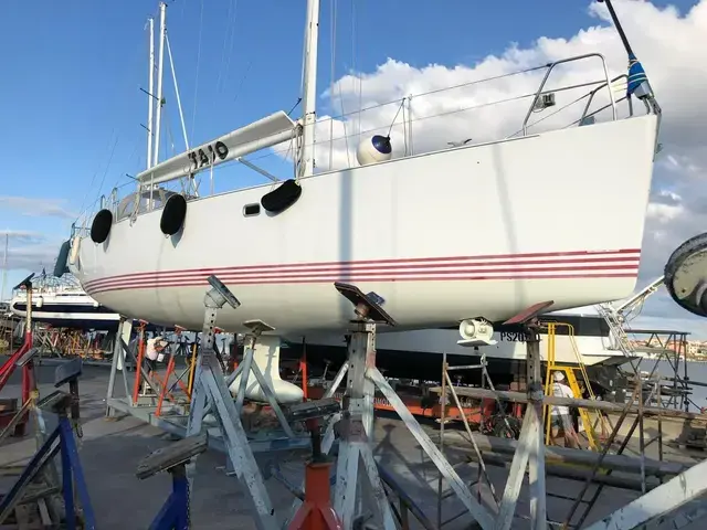 Custom Performance Sloop jv52