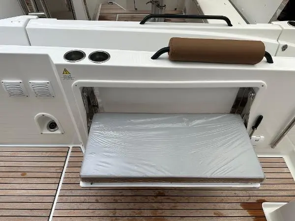 2023 Beneteau flyer 9 spacedeck