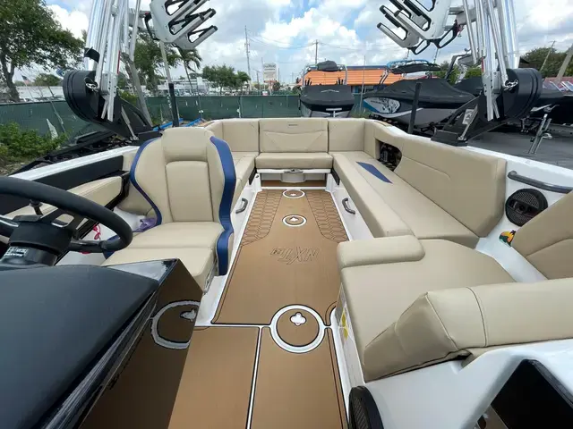 Mastercraft Nxt 24