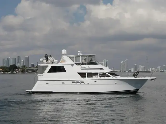 Hatteras 50 Sport Deck Motor Yacht