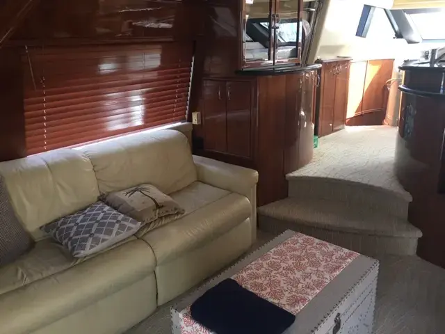 2005 Marquis flybridge motor yacht