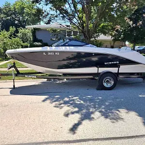 2014 Scarab Boats 215