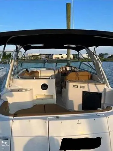 2005 Rinker 300 fiesta vee