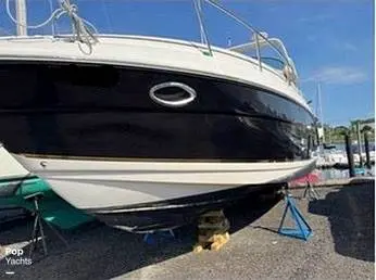 2005 Rinker 300 fiesta vee