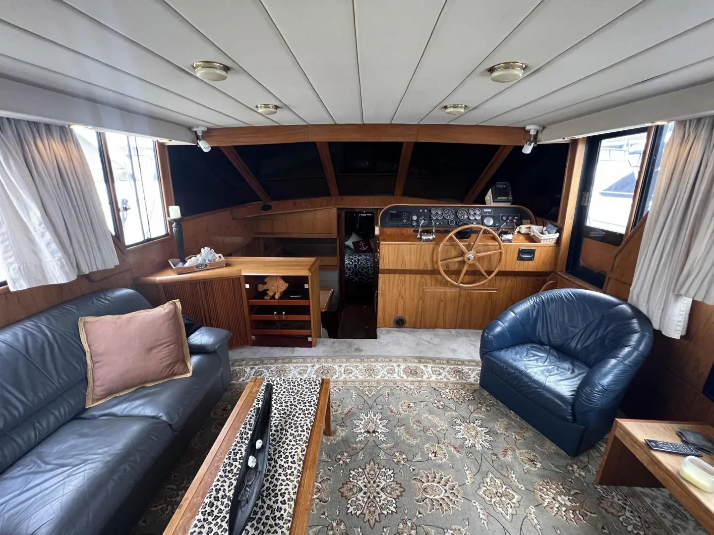 1988 President motor yacht