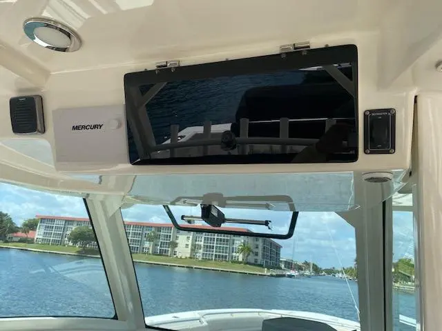 2018 Boston Whaler 380 outrage