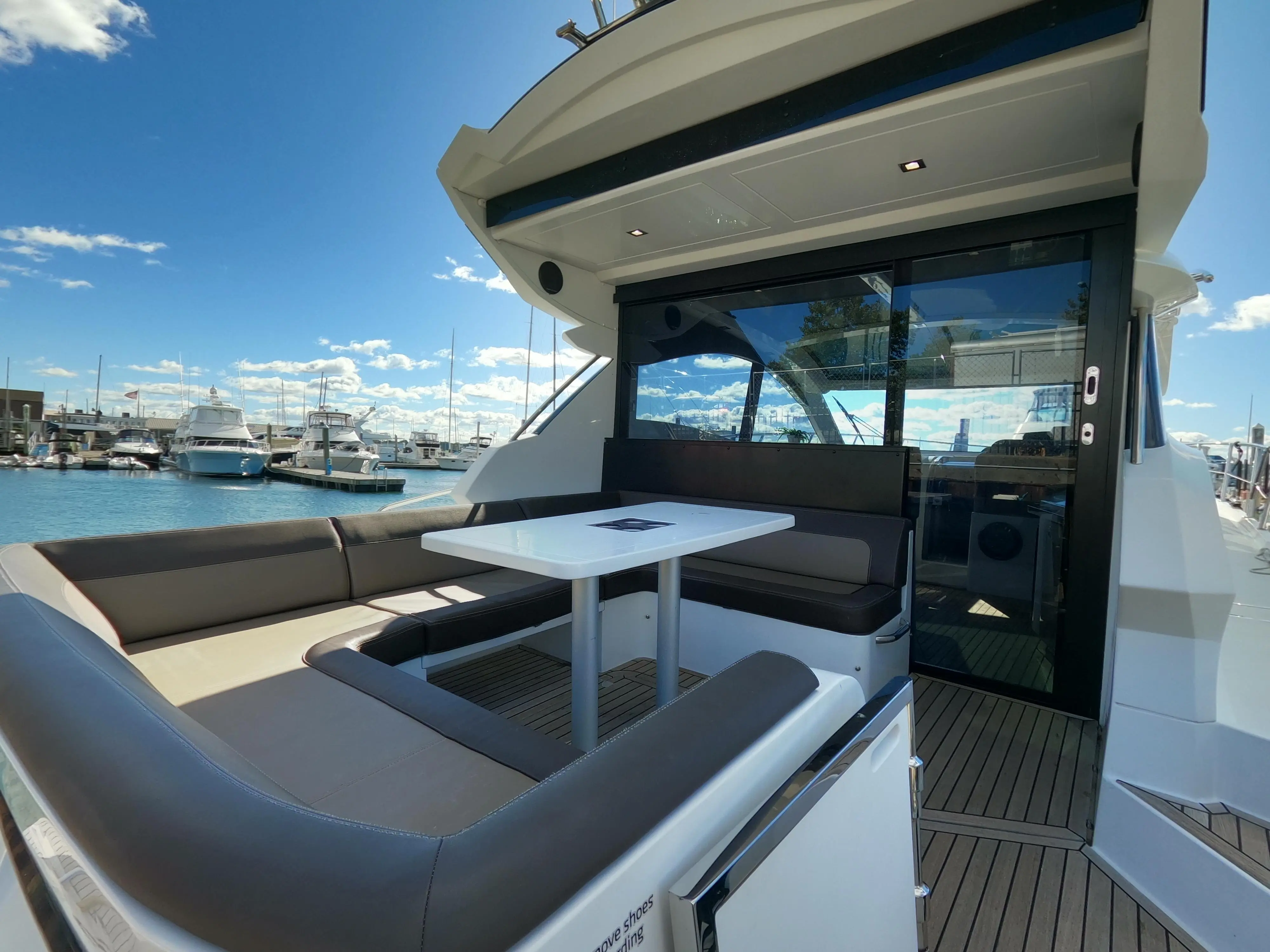 2019 Galeon 485 hts