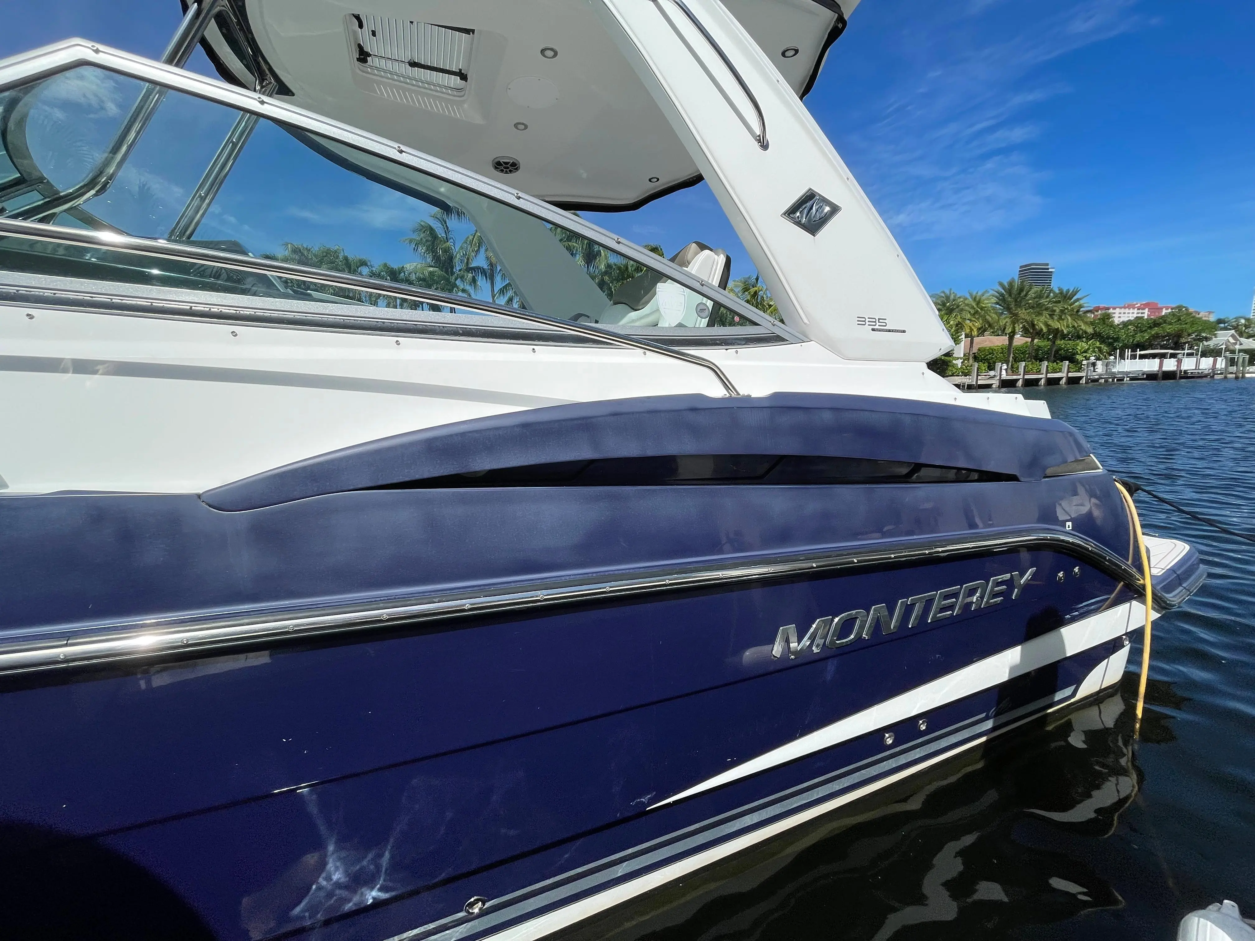 2016 Monterey 335 sport yacht