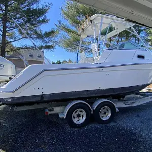 2000 Robalo 2640 WA