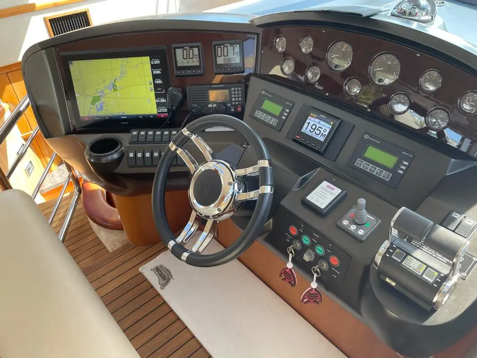 2009 Sunseeker predator 52