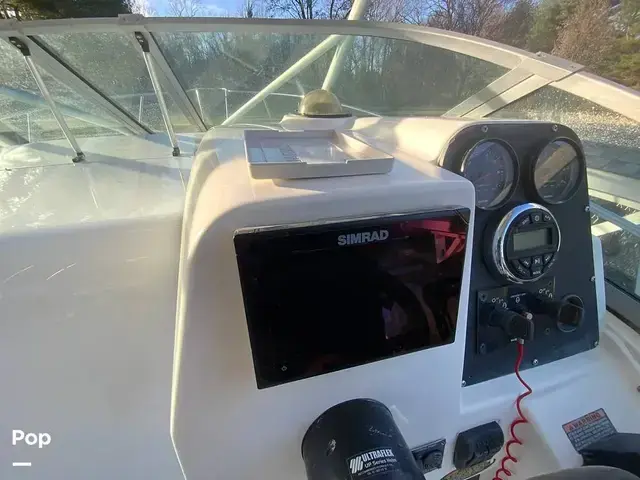 Robalo 2640 Walkaround