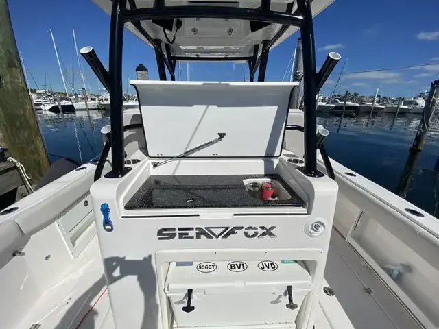 Sea Fox 328 Commander