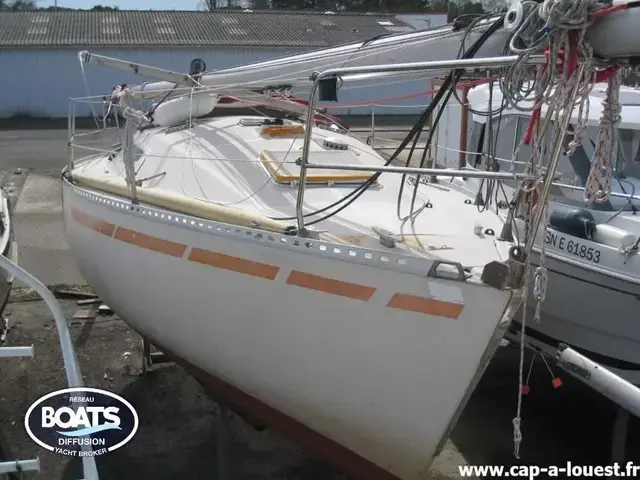 Beneteau First 28 Lifting Keel