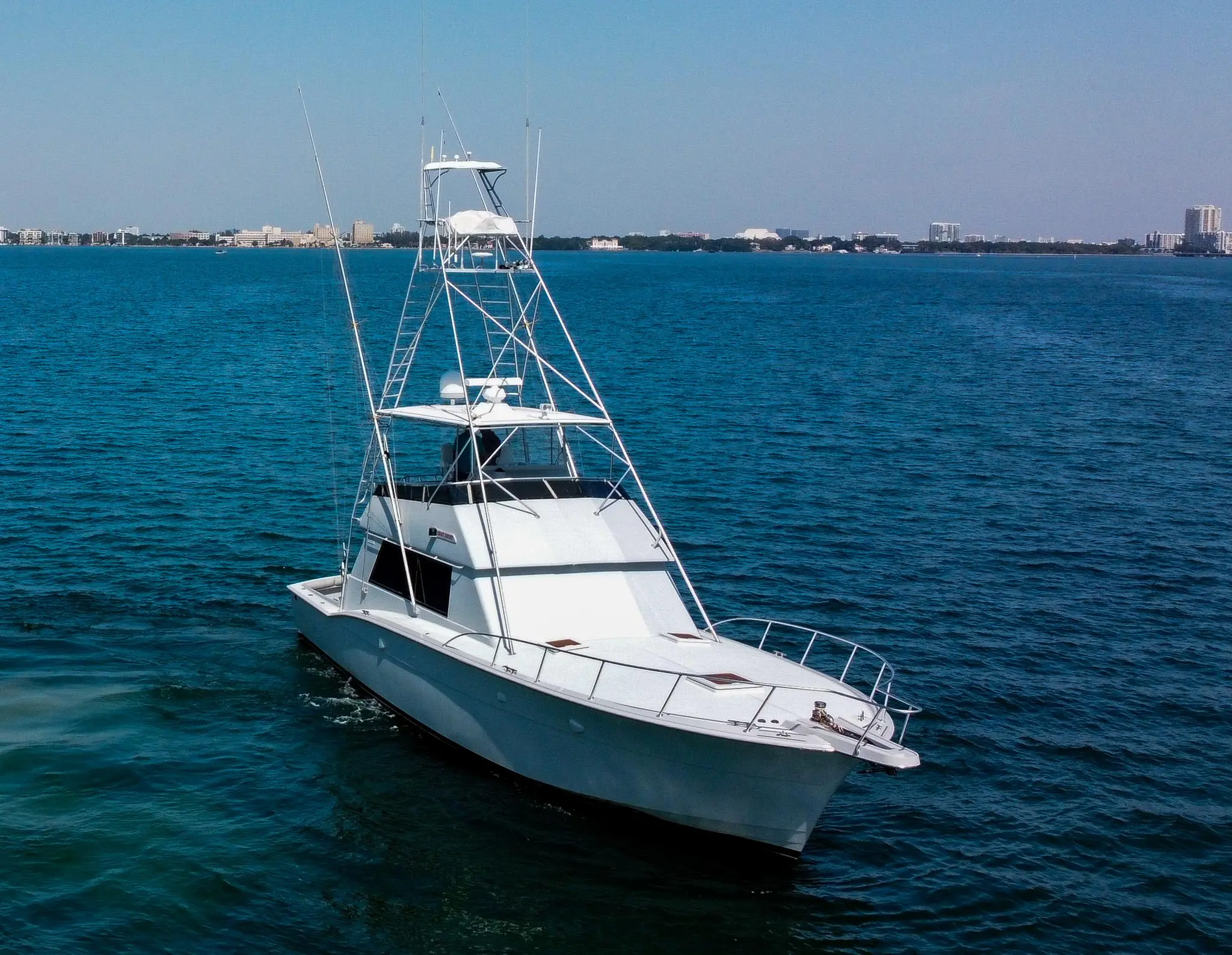 1985 Hatteras 52 convertible