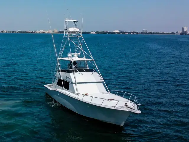 Hatteras 52 Convertible