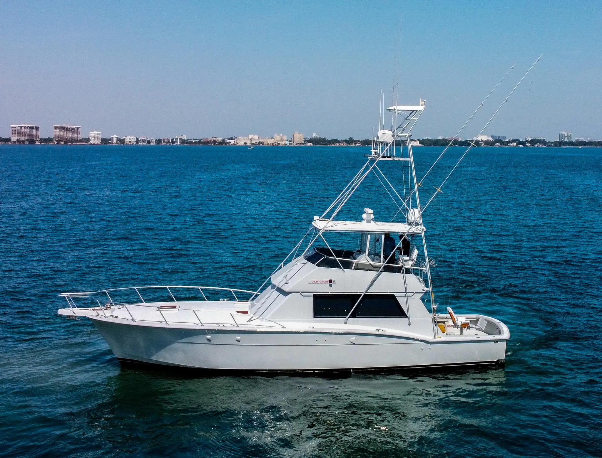 1985 Hatteras 52 convertible