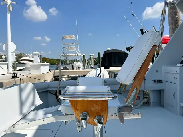 Hatteras 52 Convertible