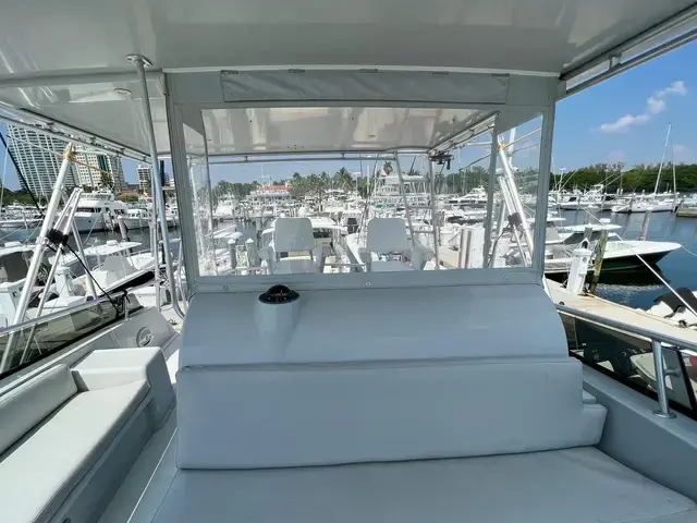 Hatteras 52 Convertible