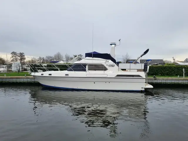 Fairline 36