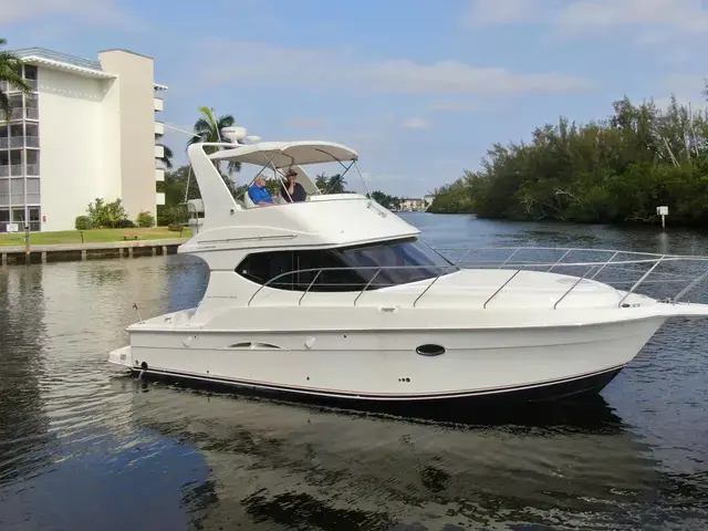 Silverton 36 Convertible