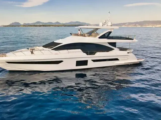 Azimut Grande 25