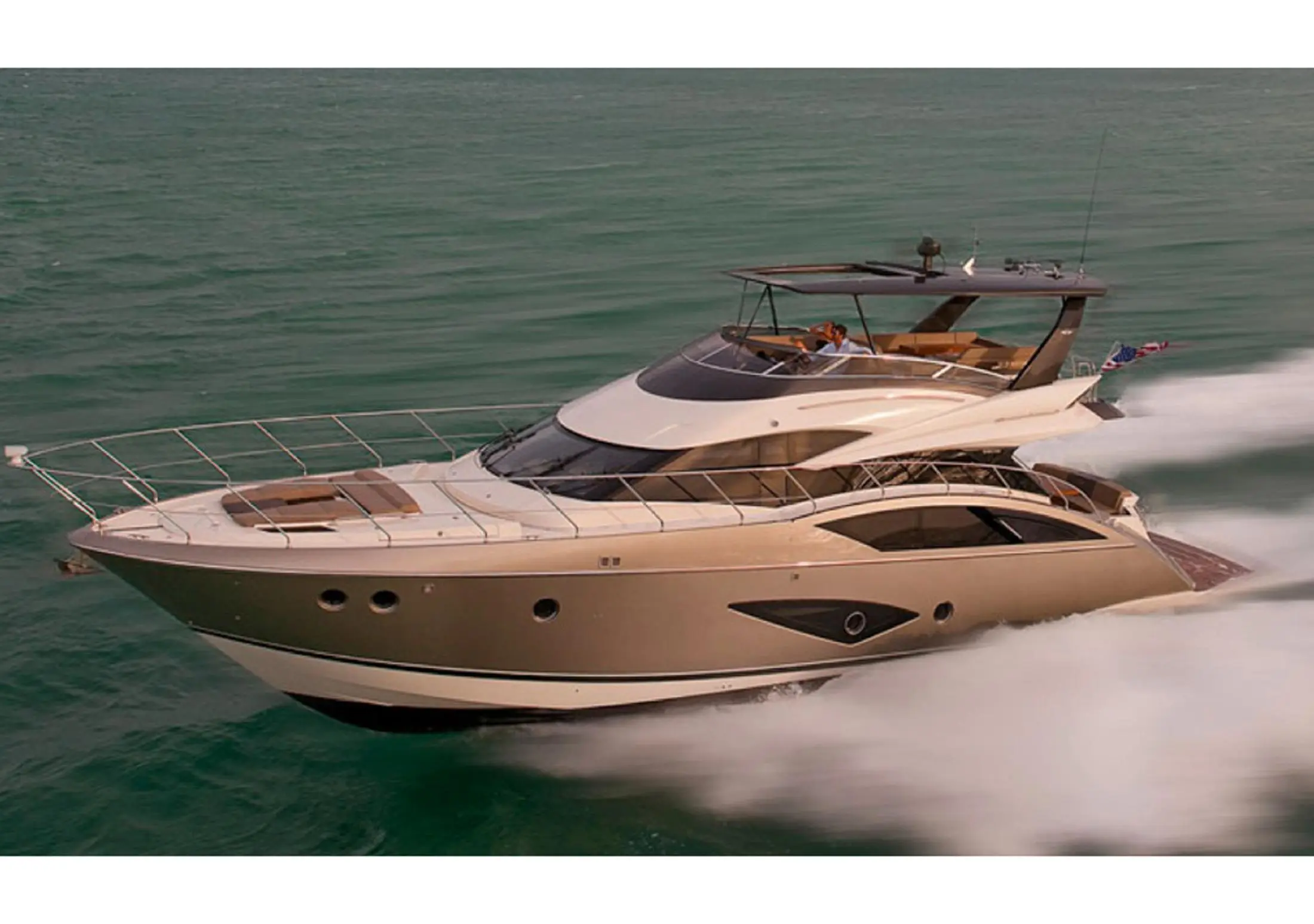 2012 Marquis 630 sport yacht