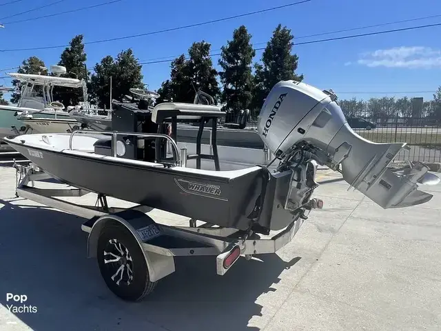 Boston Whaler 15 Sport Red Dot