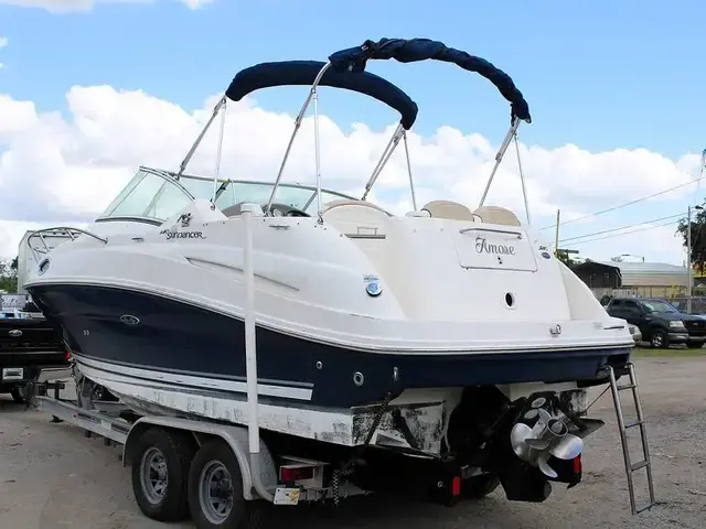 Sea Ray Sundancer 240