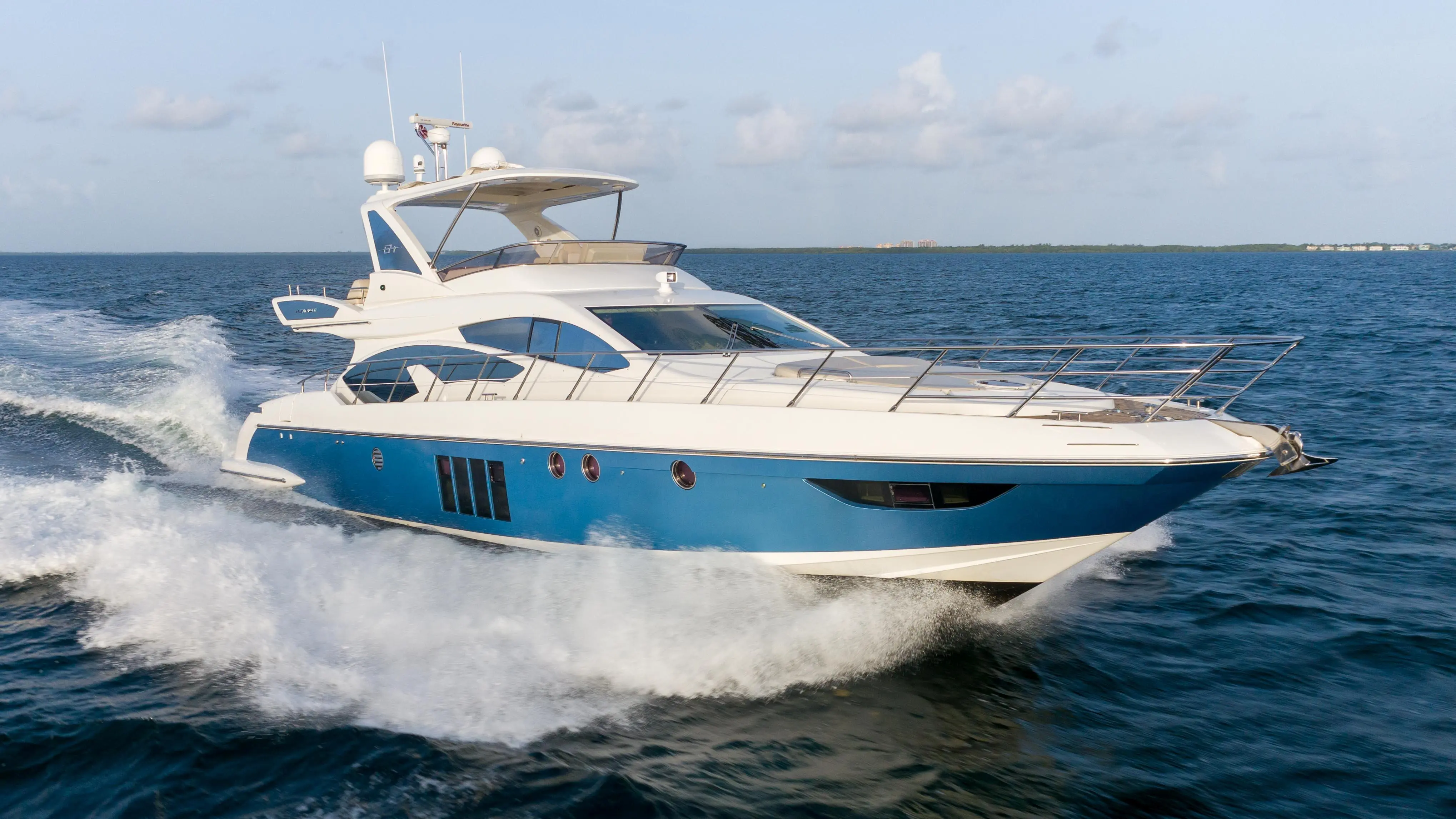 2014 Azimut 64