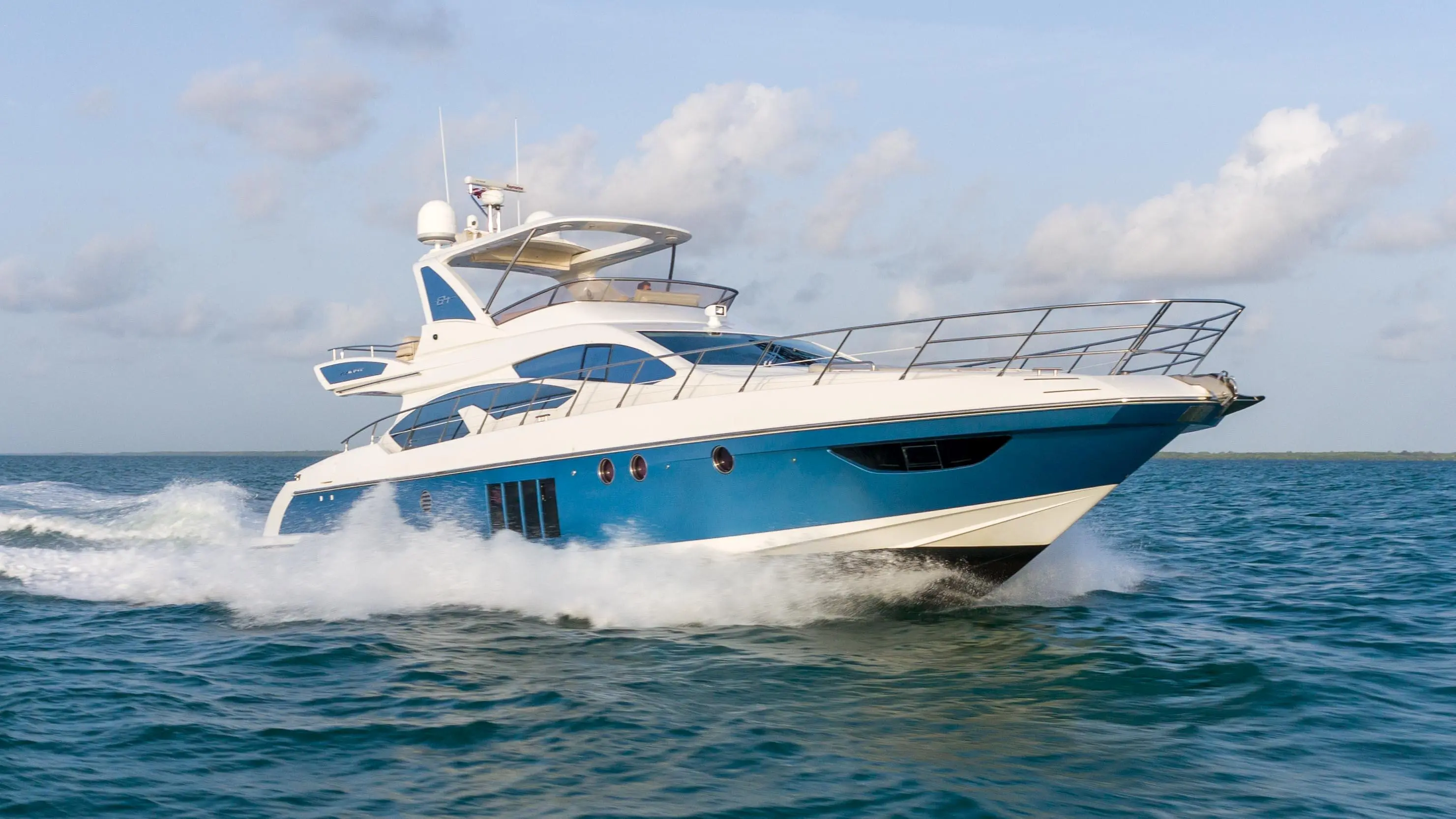 2014 Azimut 64