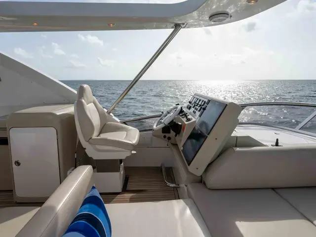 Azimut 64