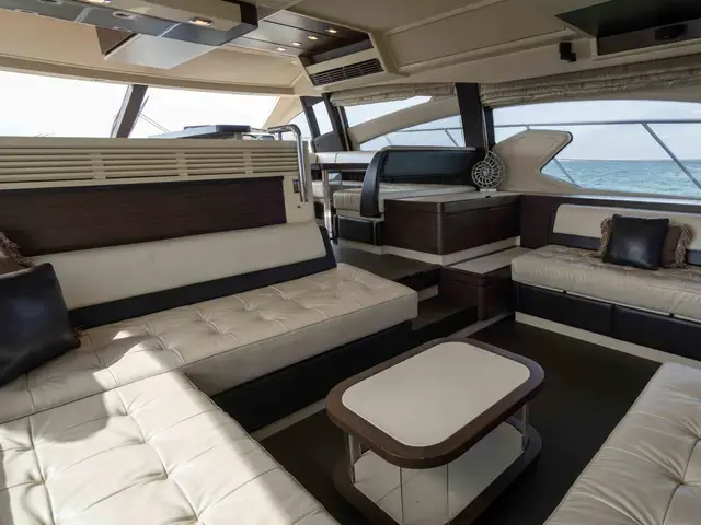 Azimut 64