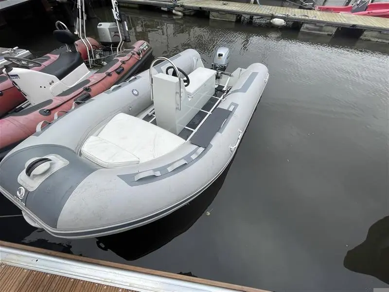 2018 Honda 4m rib 20hp honda