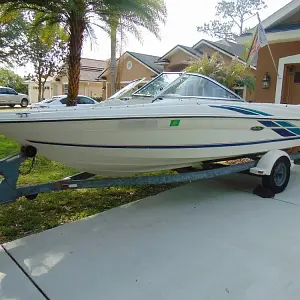 1999 Sea Ray 180 BR