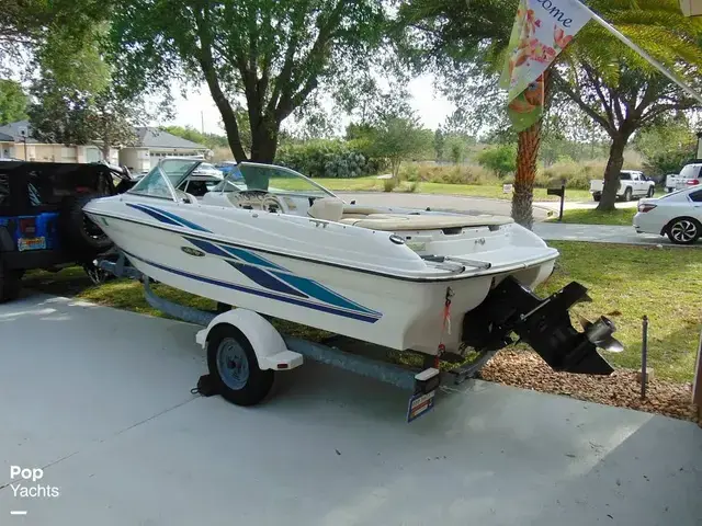 Sea Ray 180 Bow Rider