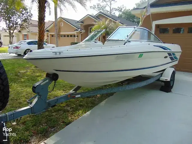 Sea Ray 180 Bow Rider