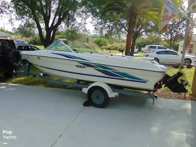 Sea Ray 180 Bow Rider