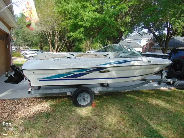 Sea Ray 180 Bow Rider