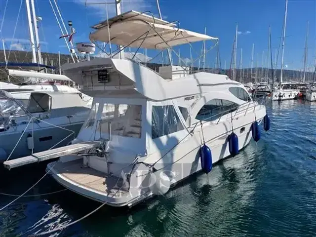 Majesty 44