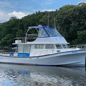 2002 MAGNA MARINE 45 Flybridge