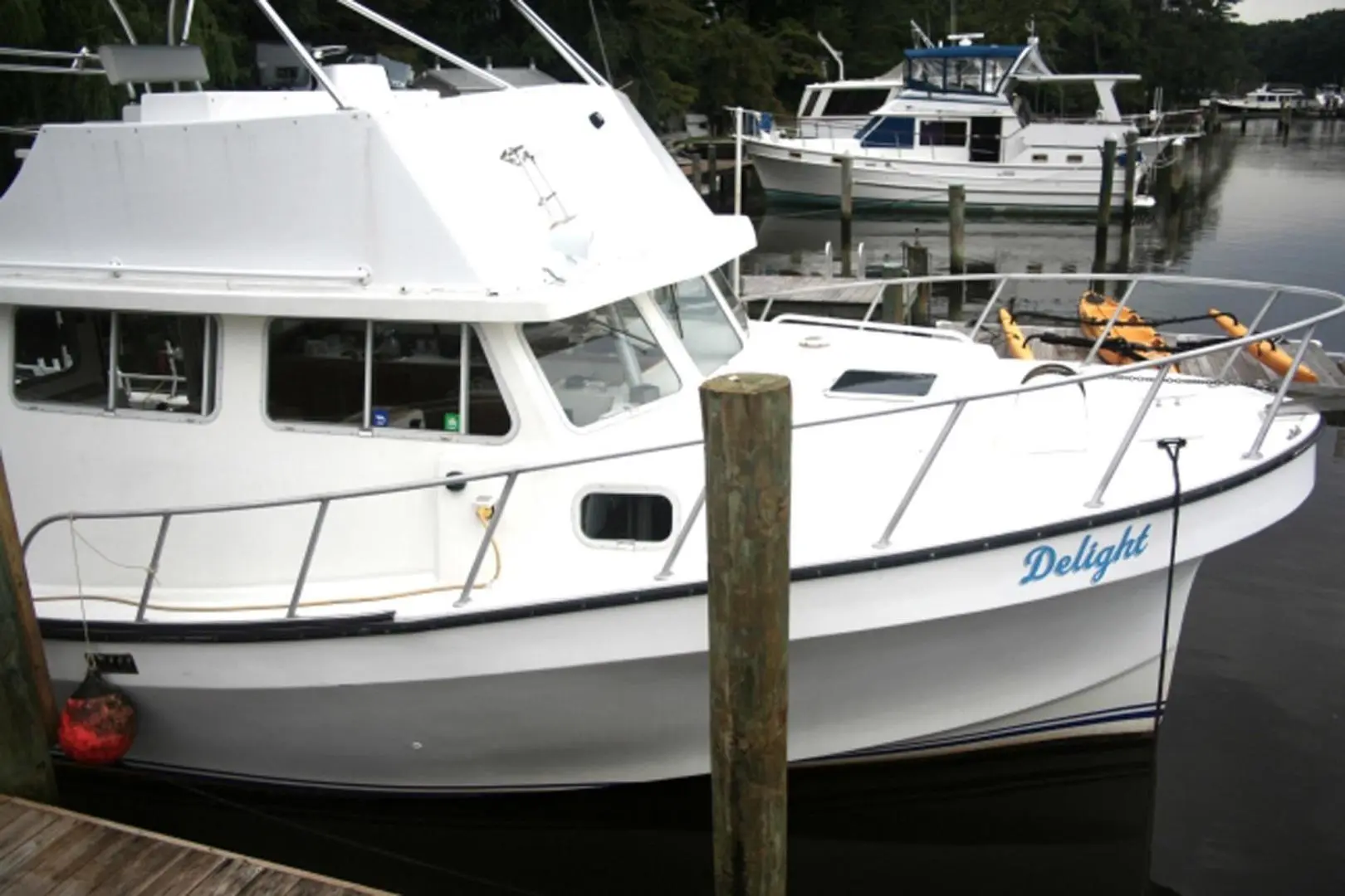 2002 Magna Marine 45 flybridge