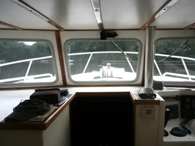 MAGNA MARINE 45 Flybridge