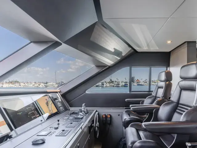 Van Der Valk 78 Flybridge Motor Yacht