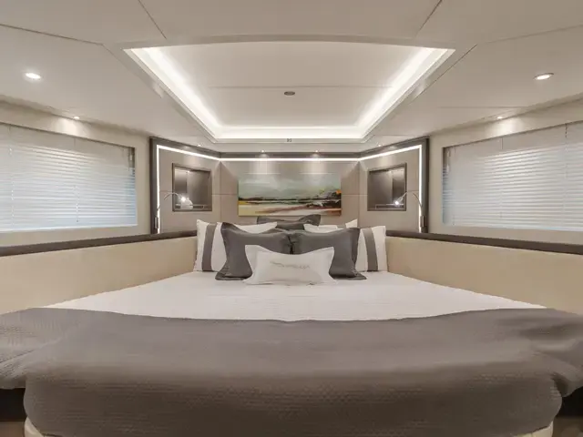 Van Der Valk 78 Flybridge Motor Yacht