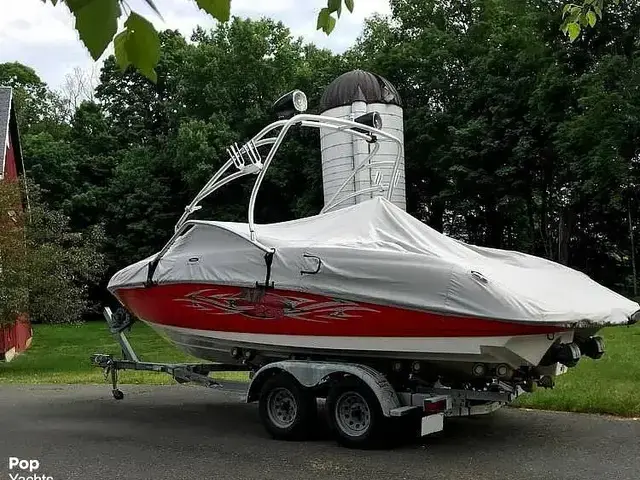 Yamaha Boats AR230