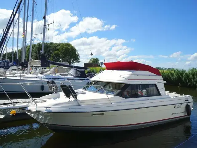 Bayliner 2556 Flybridge