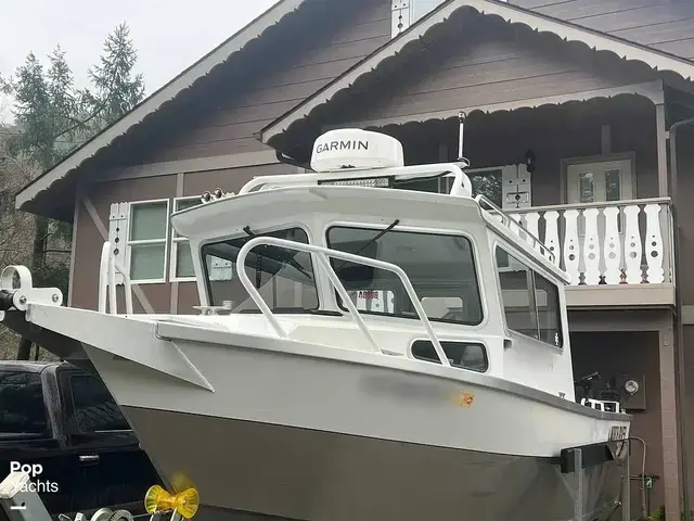 North River SEAHAWK 2300C OS