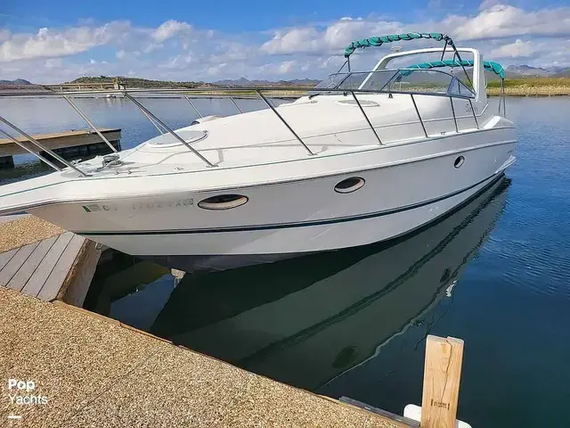 Chris Craft 240 Express Cruiser