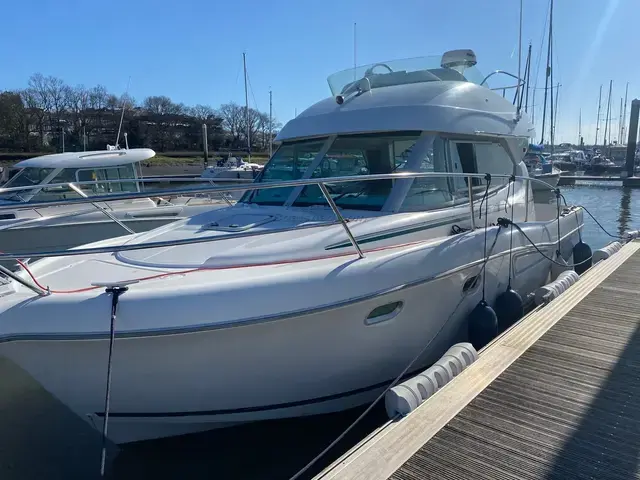 Jeanneau Merry fisher 925 flybridge