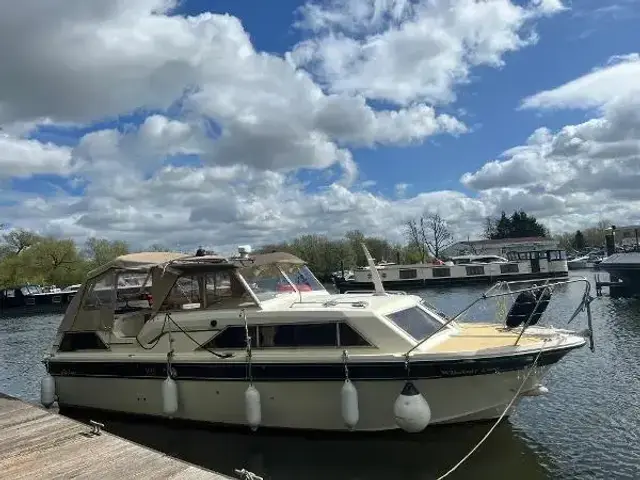 Fairline Mirage 29 Aft Cabin